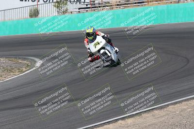 media/Apr-20-2025-AHRMA (Sun) [[393a79c373]]/Race/Group 11 early race/Turn 4b/